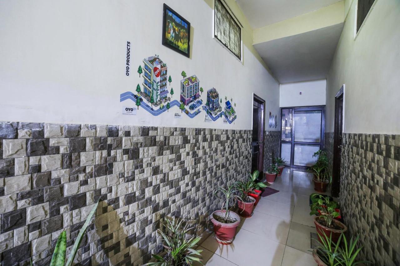 Oyo Downtown Inn Near Leisure Valley Park Gurgaon Exteriör bild