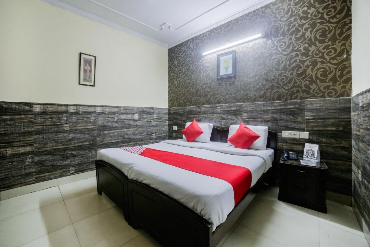 Oyo Downtown Inn Near Leisure Valley Park Gurgaon Exteriör bild